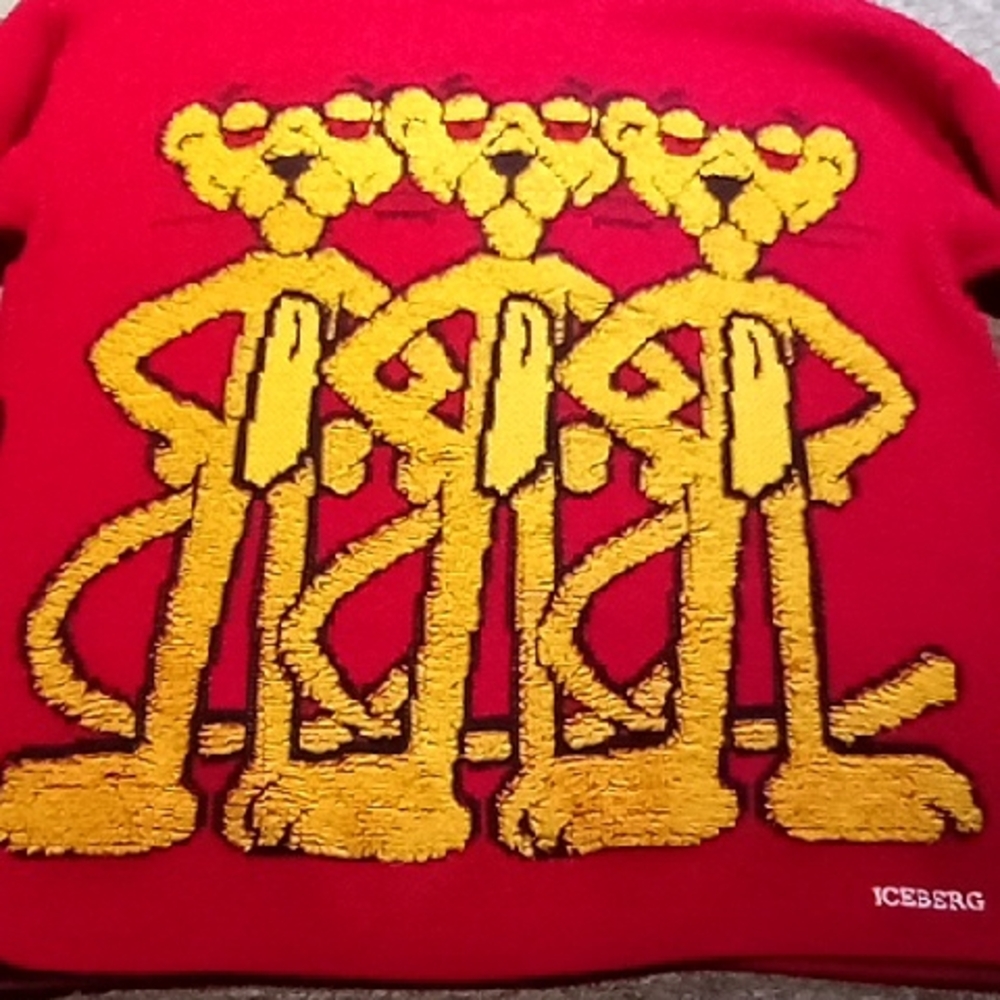 Men's Vintage XL Iceberg Red and Yellow Pink Panther Crewneck Sweater Italian